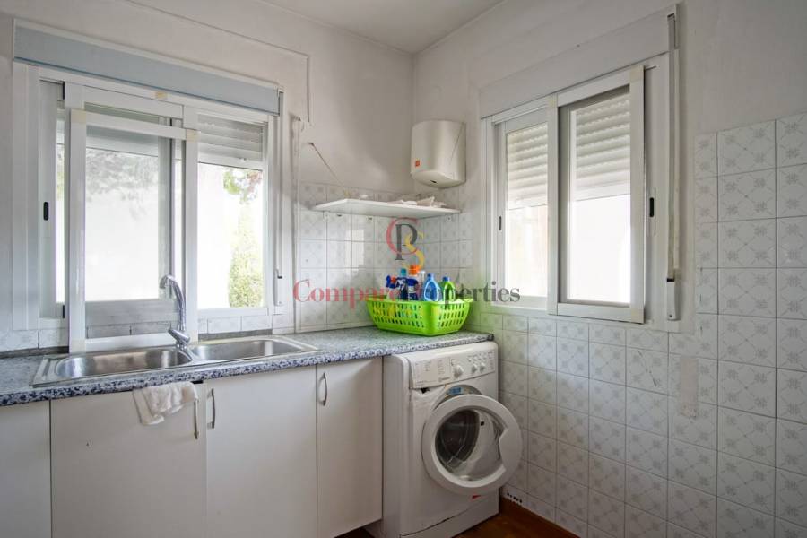 Venta - Villa - Dénia