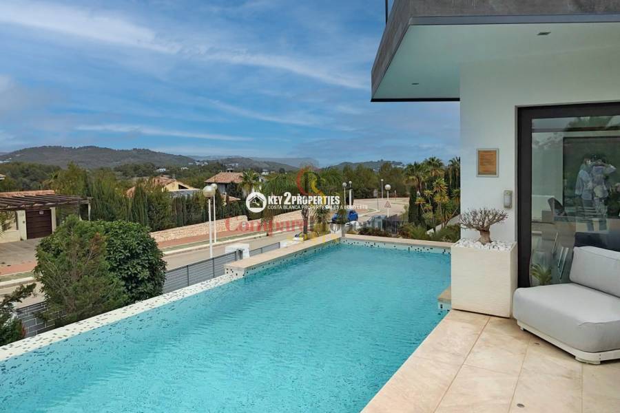 Sale - Villa - Jávea