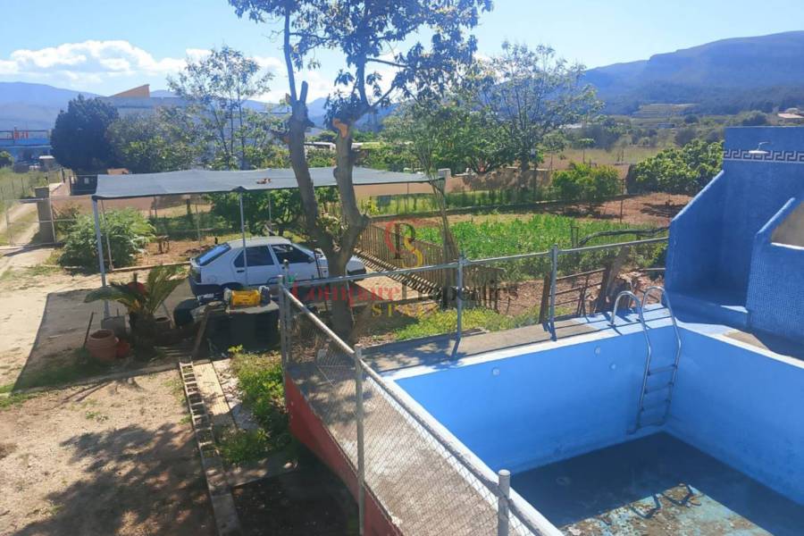 Sale - Apartment - Ador - 