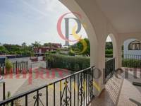 Venta - Villa - Dénia