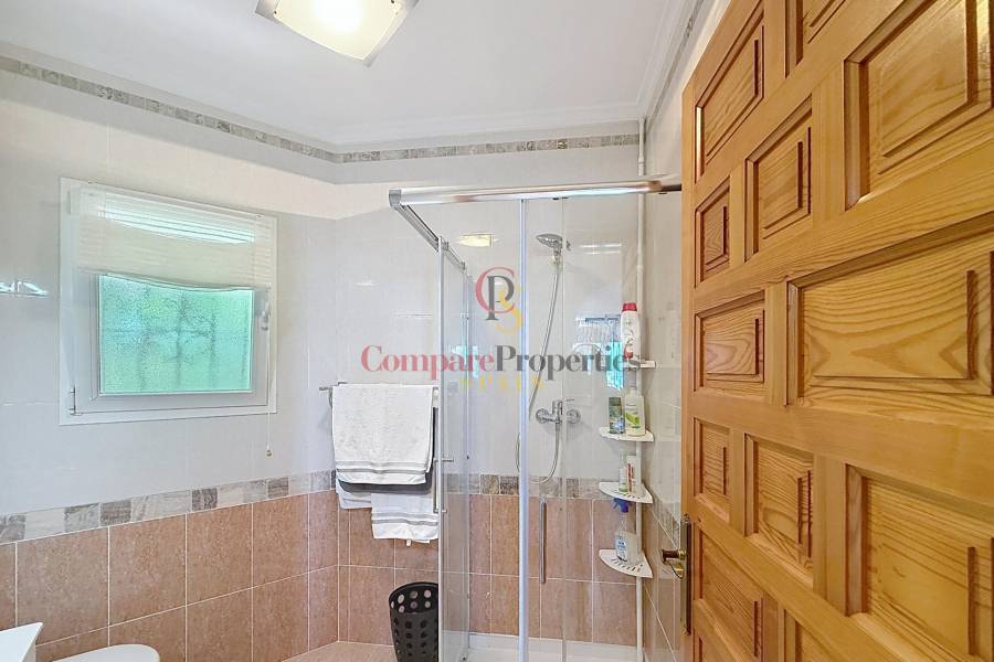 Sale - Villa -  - Kalmias