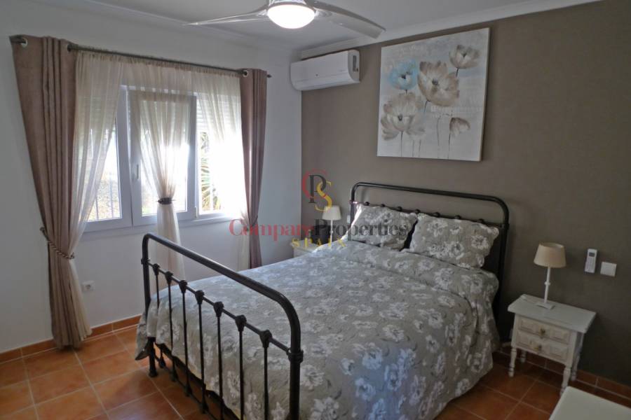 Sale - Villa - Orba Valley - Orba