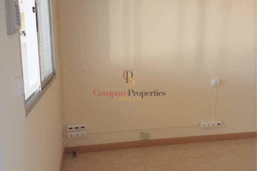 Venta - Commercial Units - Calpe