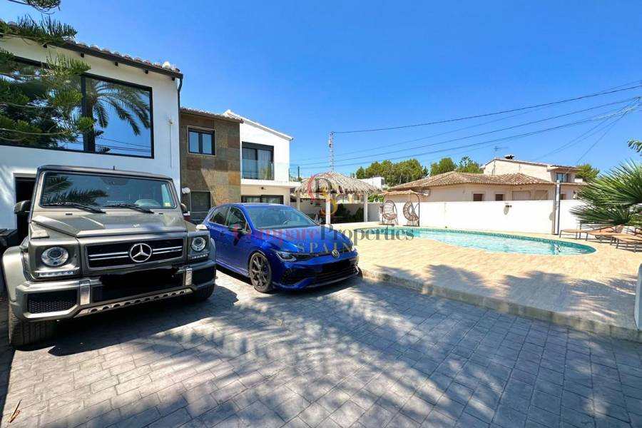 Sale - Villa - Dénia - Montgo