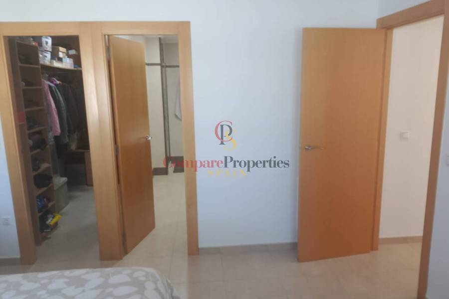 Sale - Apartment - Simat de La Valldigna - 