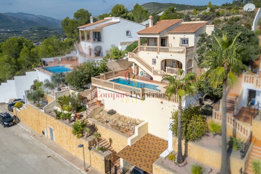 Sale - Villa - Jalon Valley - Valley / Urbanización