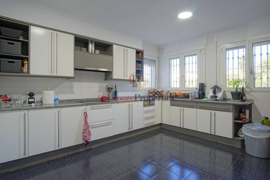 Venta - Villa - Dénia