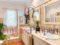 Verkoop - Villa - Orba Valley - Orba