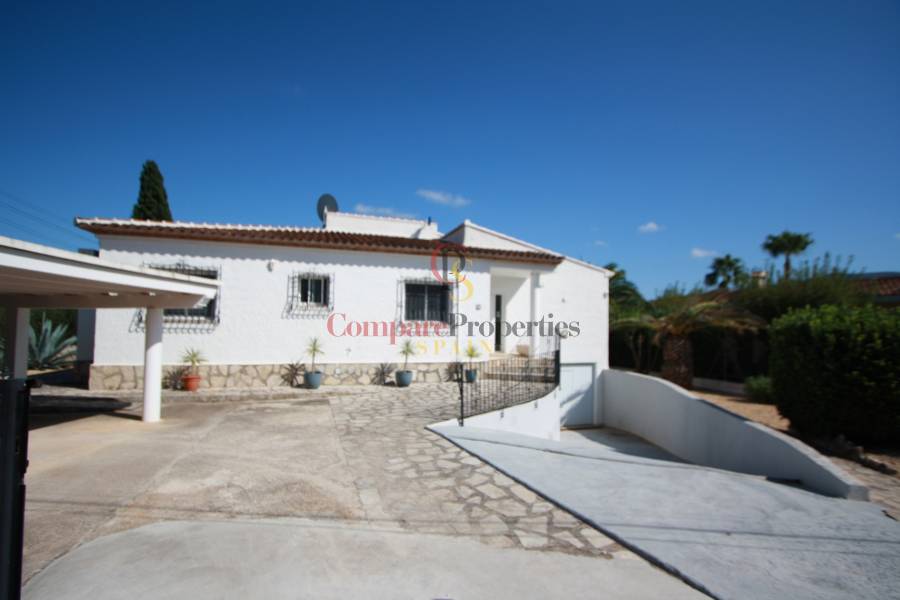 Venta - Villa - Jalon Valley - Jalon