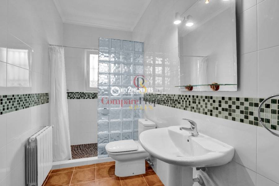 Sale - Villa - Orba Valley - Orba