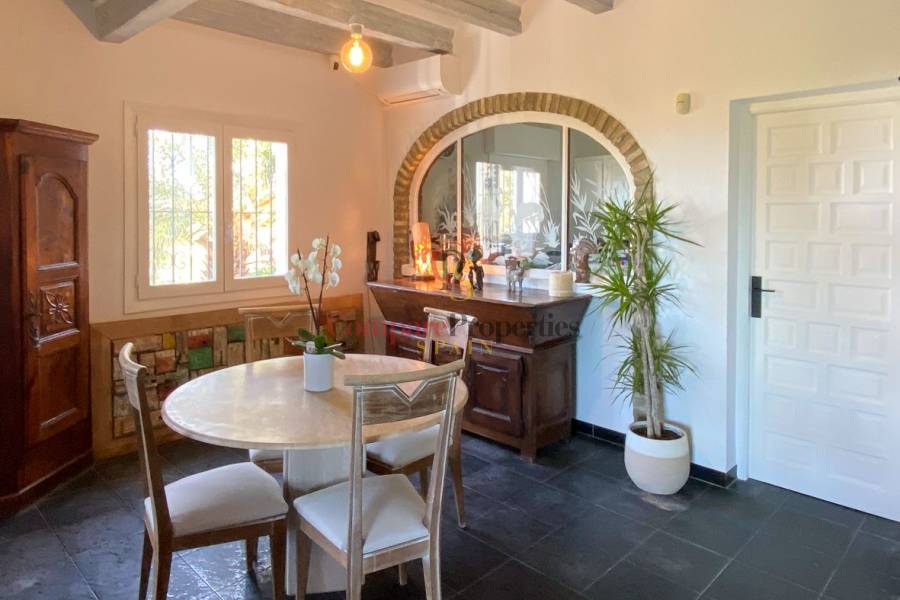 Sale - Villa - Dénia - Montgo