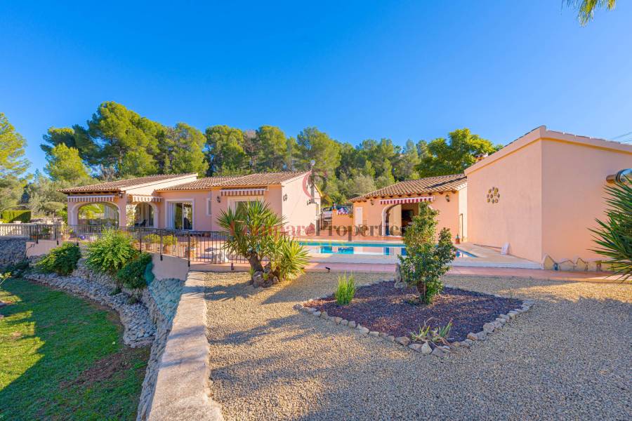 Venta - Villa - Jalon Valley - 