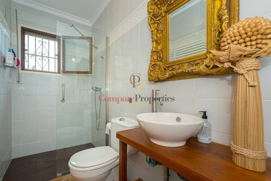 Sale - Villa - Jalon Valley - Campo