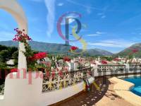 Sale - Villa - Jalon Valley - Valley / Urbanización