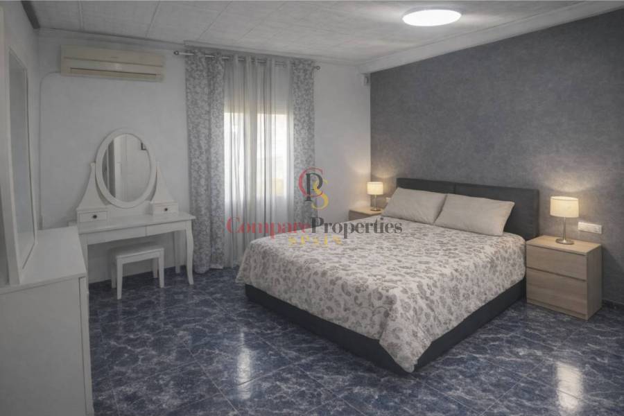 Sale - Apartment - Simat de La Valldigna - 