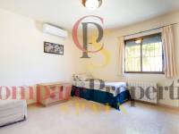 Verkoop - Villa - Orba Valley - Orba