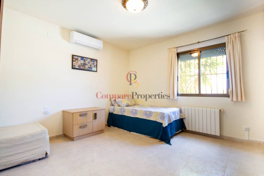 Verkoop - Villa - Orba Valley - Orba