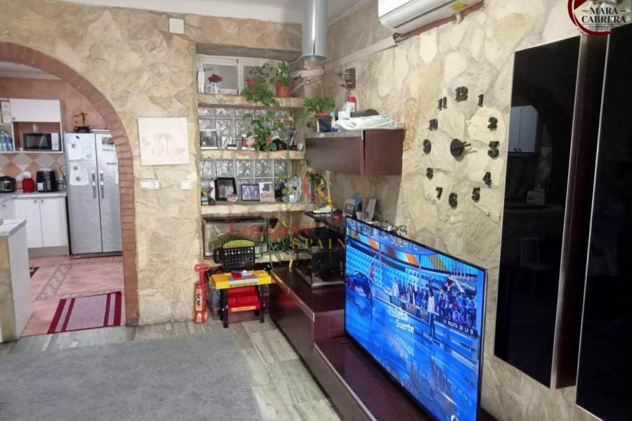 Sale - Apartment - Oliva - 