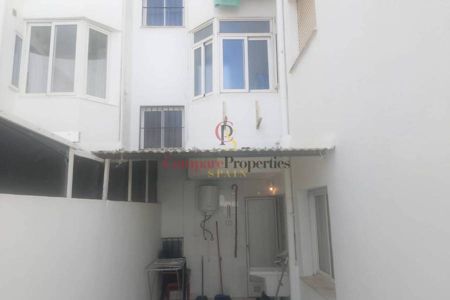 Sale - Apartment - Oliva - 