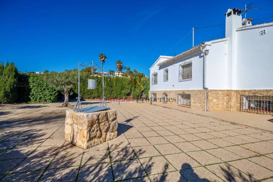 Sale - Villa - Benissa