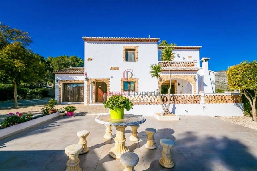 Sale - Villa - Benissa - 03725
