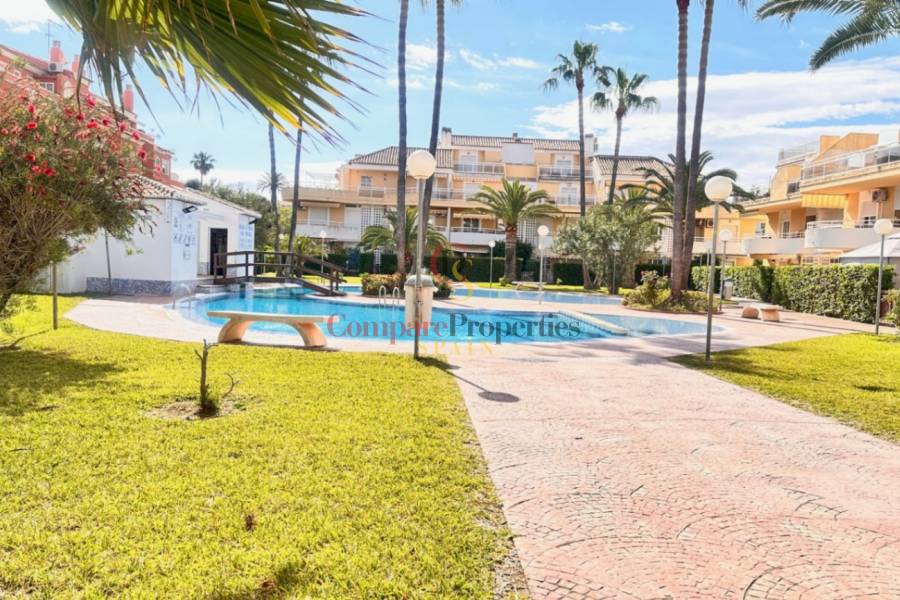 Sale - Duplex and Penthouses - Dénia - Las Marinas (Km1 al Km 6)