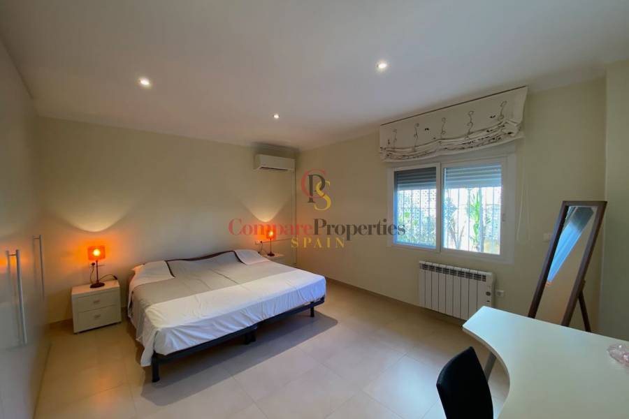 Sale - Apartment - Albir