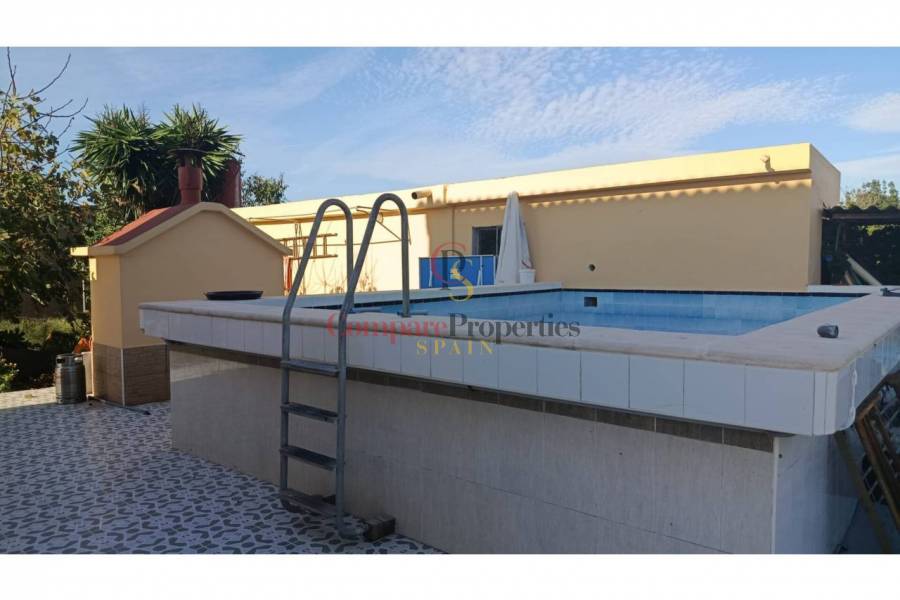 Sale - Apartment - Oliva - 