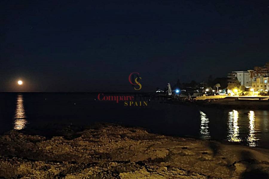 Sale - Villa - Dénia - Las Rotas