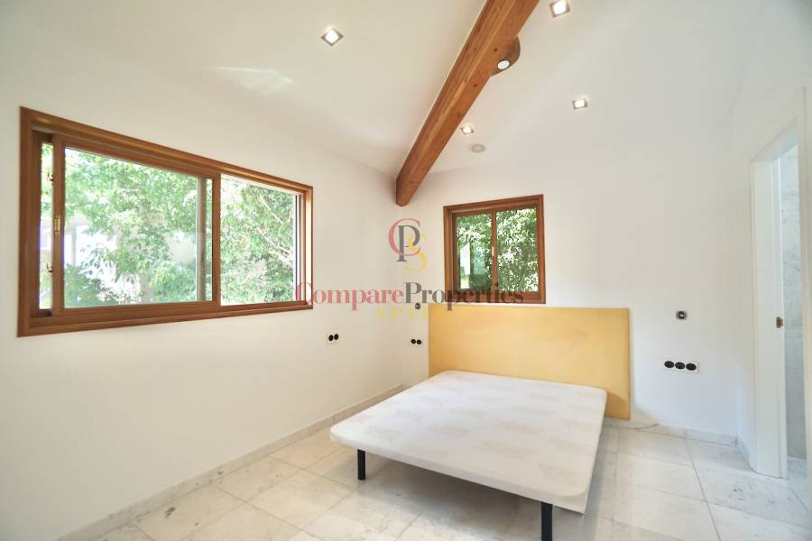 Sale - Villa - Benhavis - El Paraiso Alto