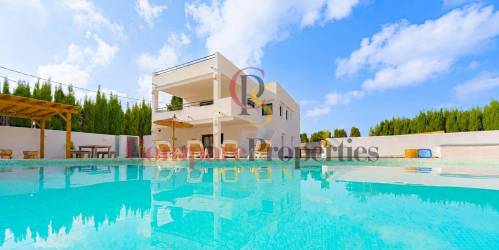 Villa - Sale - Jávea - El Arenal