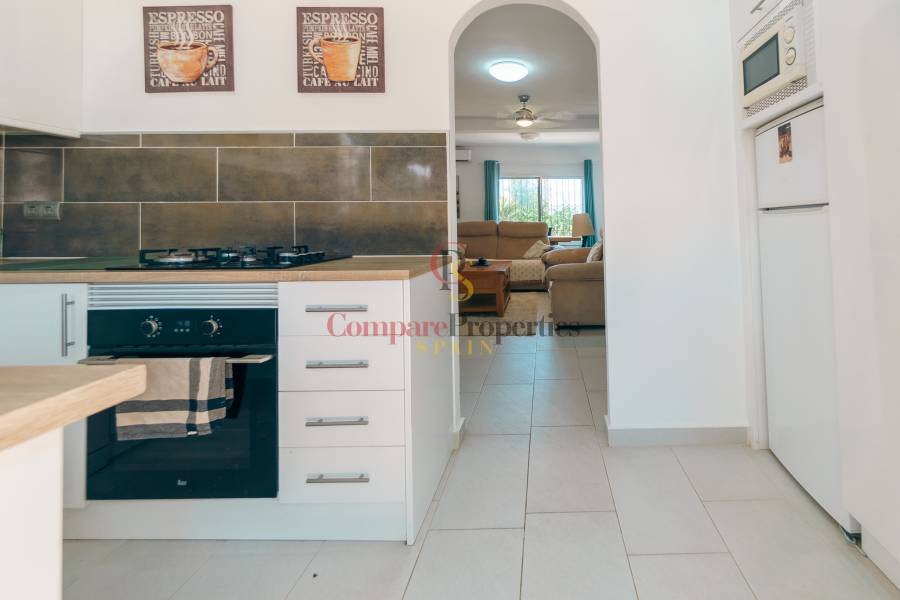 Venta - Villa - Albir