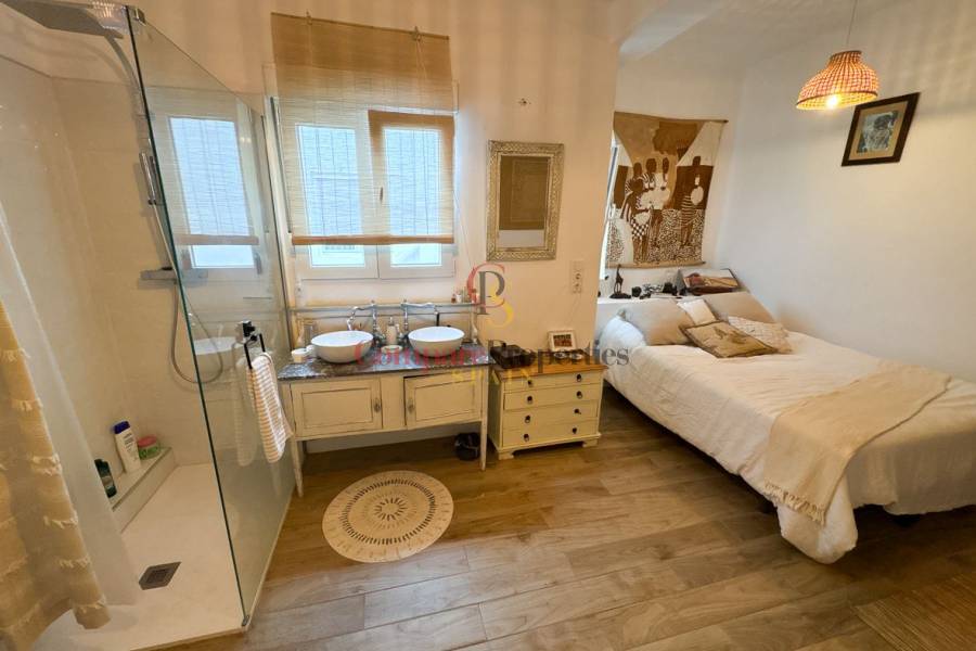 Sale - Apartment - Dénia - Centro