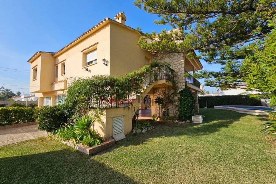 Sale - Villa - Dénia - Marinas