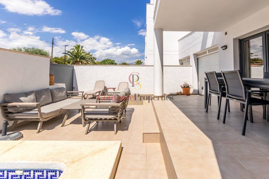 Venta - Villa - Albir