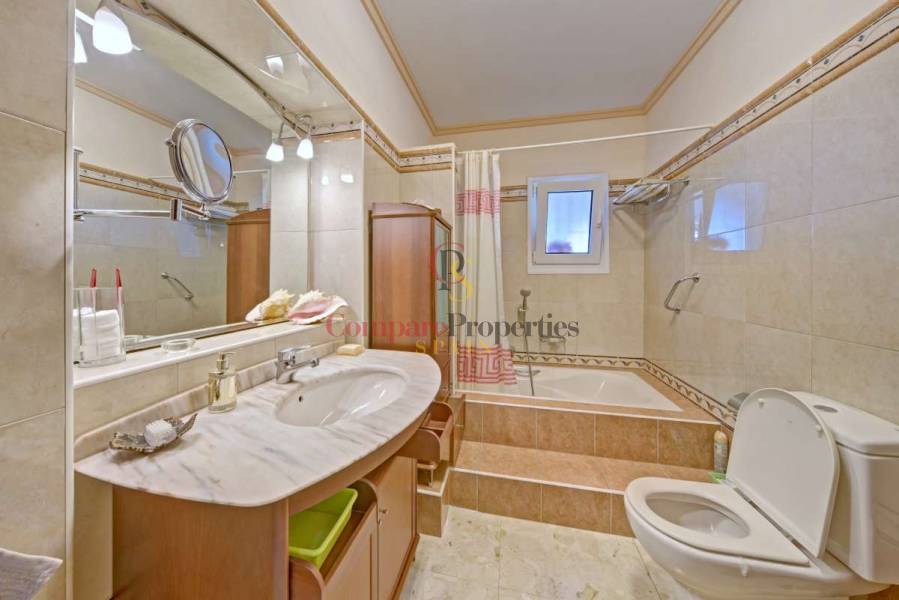 Sale - Villa - Moraira