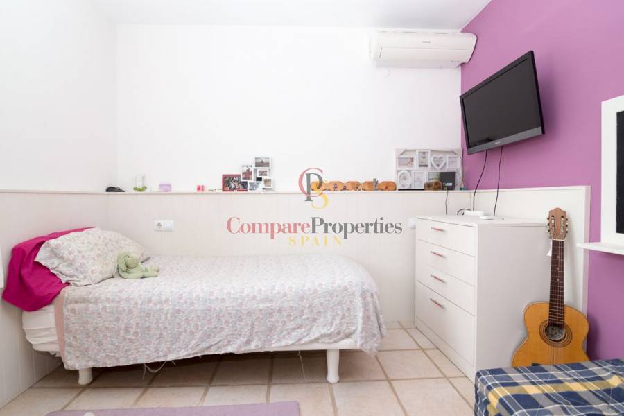 Sale - Villa - Dénia - Montgo