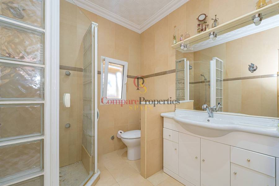 Venta - Villa - Jalon Valley - 