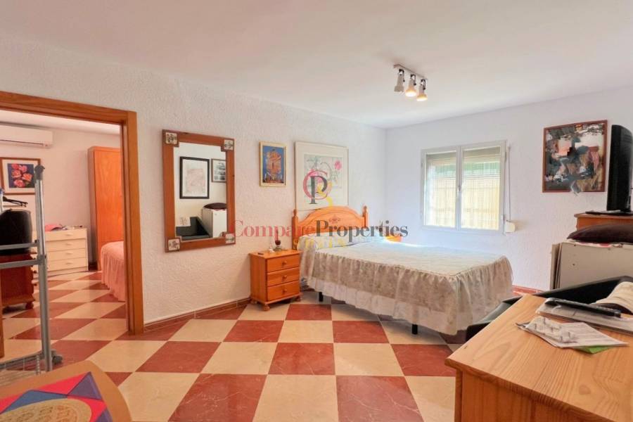 Sale - Villa - Dénia