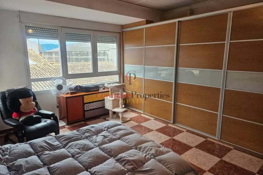 Sale - Apartment - Ador - 