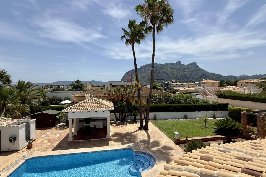 Sale - Villa - El Vergel - 