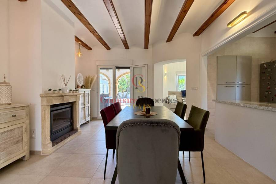 Sale - Villa - El Vergel - 