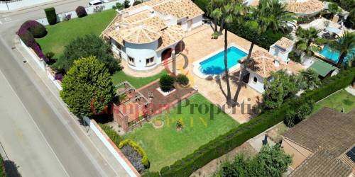 Villa - Sale - El Vergel - 