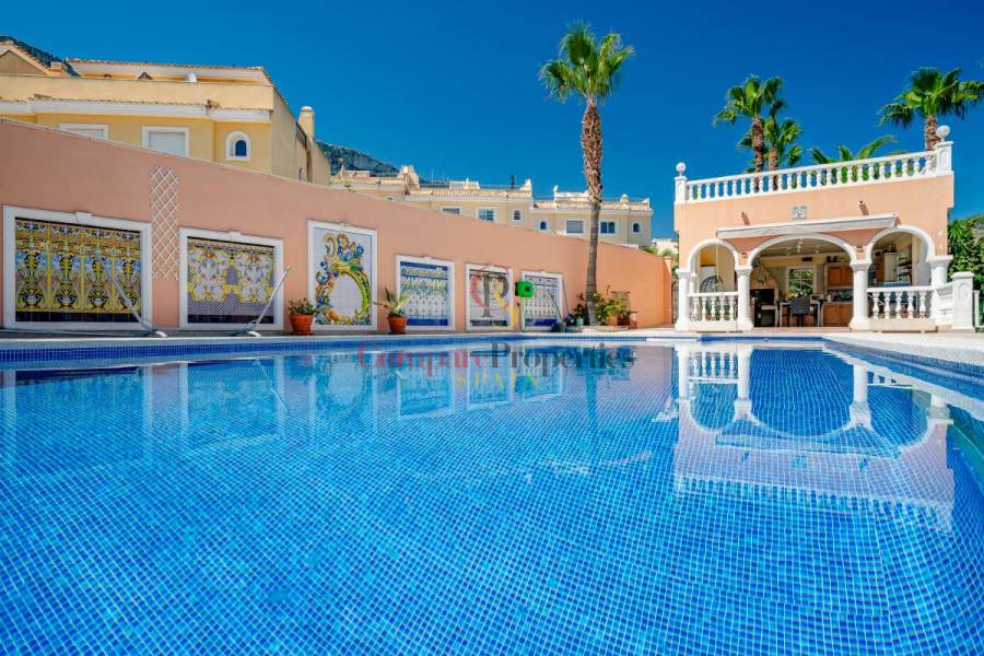 Sale - Villa - Calpe