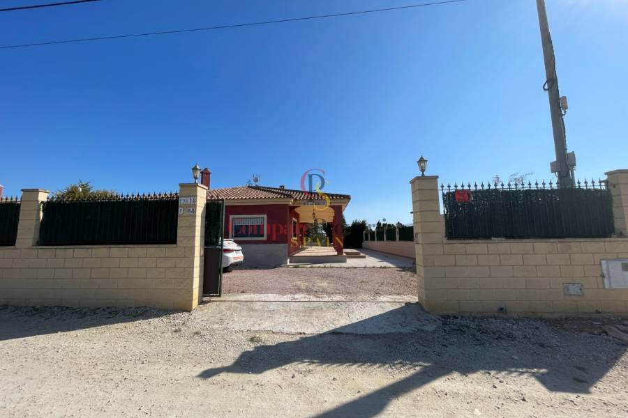 Sale - Villa - Albatera