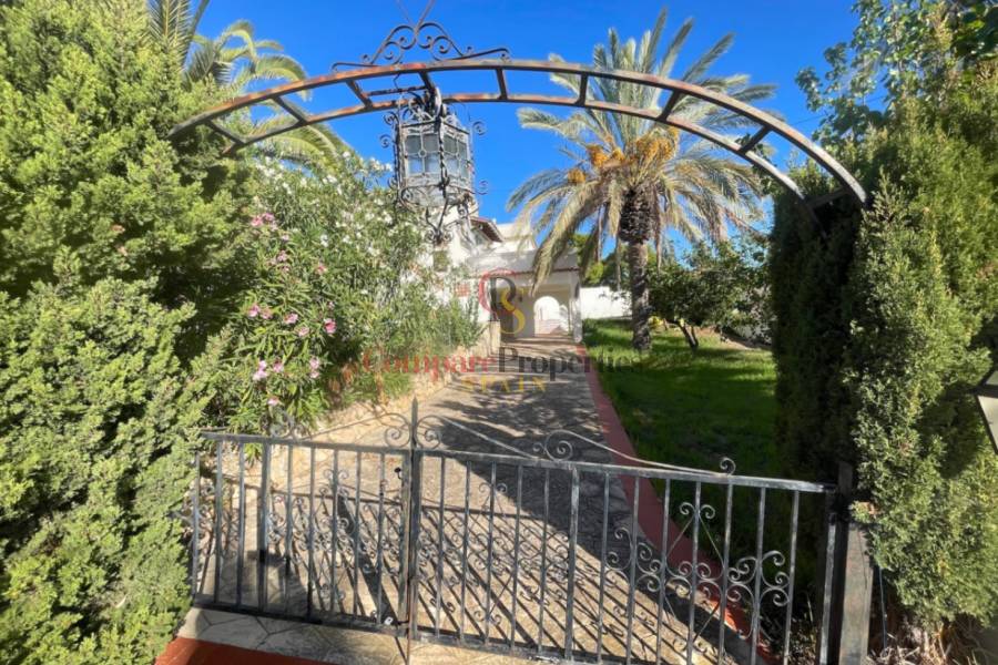 Sale - Villa - Moraira - Pinar de l'Advocat