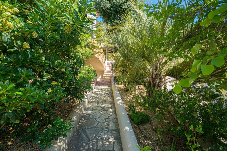 Venta - Villa - Jalon Valley - 