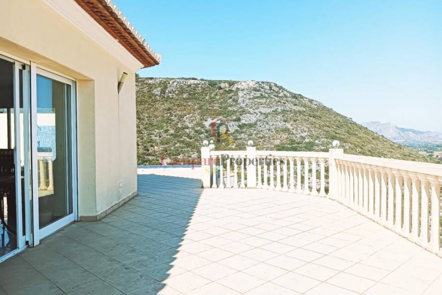 Venta - Villa - Dénia