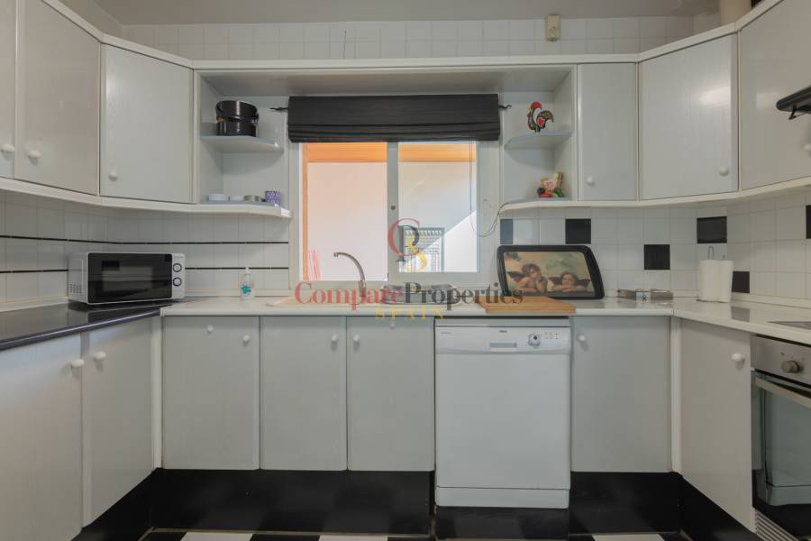 Venta - Villa - Albir