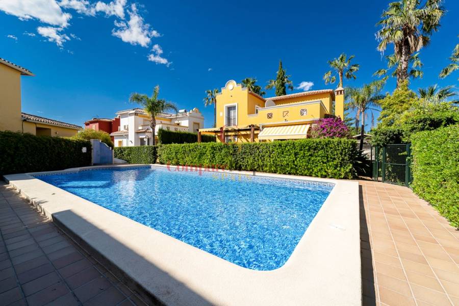 Sale - Villa - Dénia - Montgo